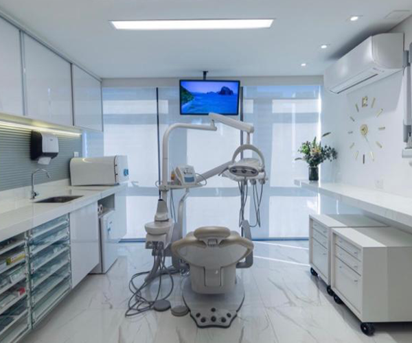 drtiberio-clinica-001-600X500